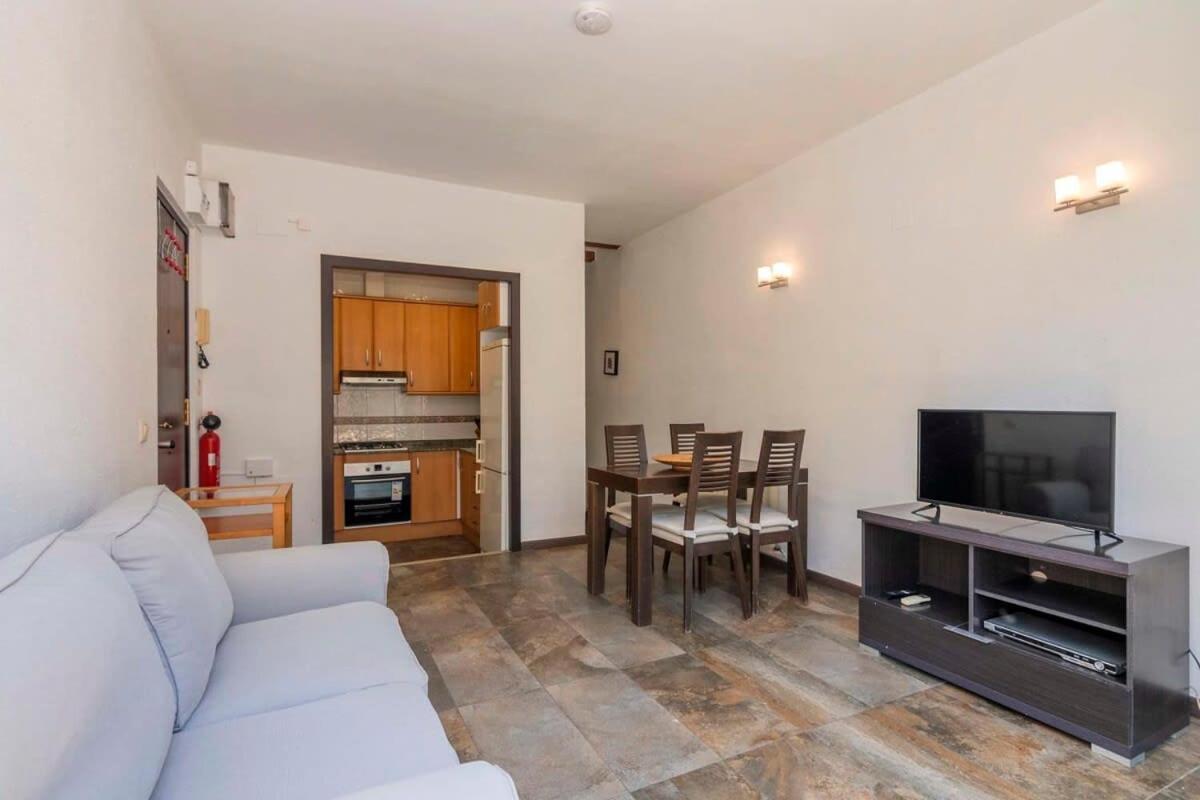 Apartament 3bd With Private Terrace Right By Sagrada Familia *